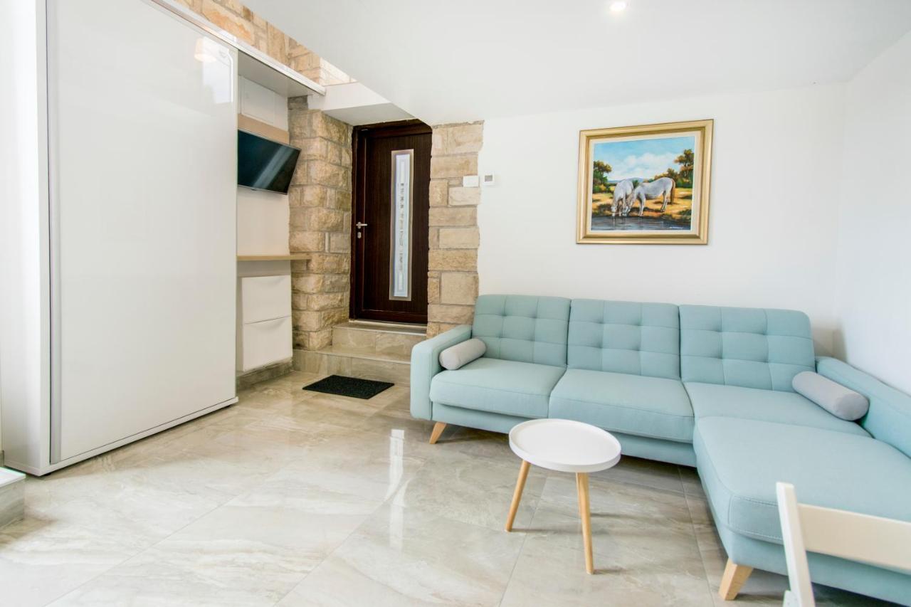 Studio Mateja Пиран Экстерьер фото